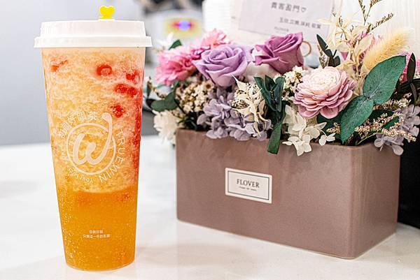 【台北飲料推薦】TrueWin初韻台北永吉店-不加一滴水、不加一滴茶的史上最強楊枝甘露 【台北飲料推薦】TrueWin初韻台北永吉店-不加一滴水、不加一滴茶的史上最強楊枝甘露