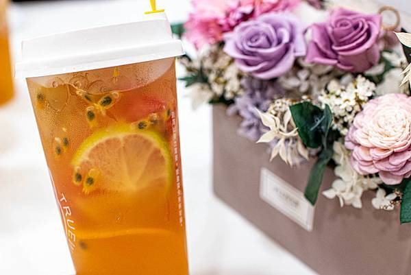 【台北飲料推薦】TrueWin初韻台北永吉店-不加一滴水、不加一滴茶的史上最強楊枝甘露 【台北飲料推薦】TrueWin初韻台北永吉店-不加一滴水、不加一滴茶的史上最強楊枝甘露