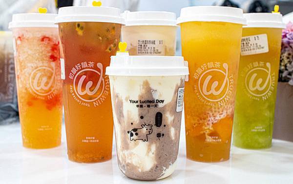 【台北飲料推薦】TrueWin初韻台北永吉店-不加一滴水、不加一滴茶的史上最強楊枝甘露 【台北飲料推薦】TrueWin初韻台北永吉店-不加一滴水、不加一滴茶的史上最強楊枝甘露