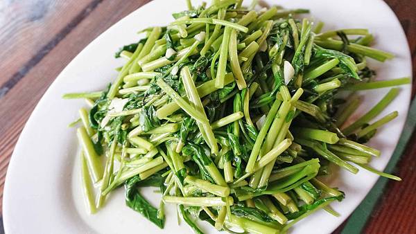 【八里美食】左岸甕仔雞-皮脆內嫩不乾柴又下飯的美味烤雞 【八里美食】左岸甕仔雞-皮脆內嫩不乾柴又下飯的美味烤雞