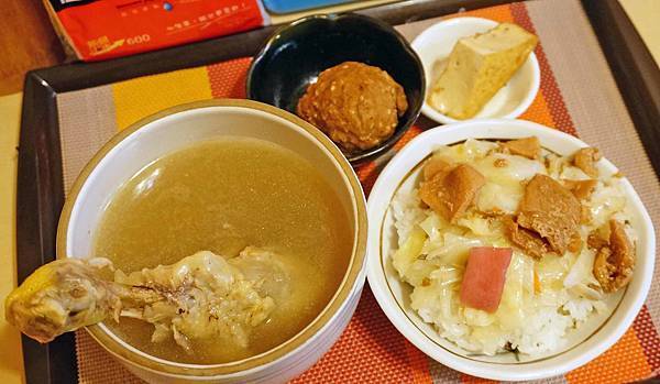 【台北美食】正功夫港式煨湯-味道濃郁又迷人的港式煨湯美食 【台北美食】正功夫港式煨湯-味道濃郁又迷人的港式煨湯美食