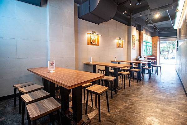 【三重美食】豐雞號-軟嫩不乾柴豐富美味的港式油雞飯美食 【三重美食】豐雞號-軟嫩不乾柴豐富美味的港式油雞飯美食