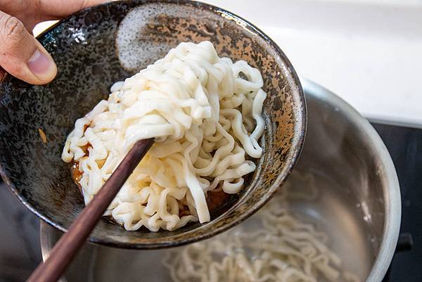 【宅配乾拌麵】幸福相伴麵-真的跟現煮一樣美味!比名店還要厲害的乾拌麵美食