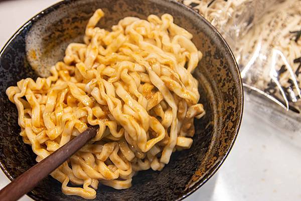 【宅配乾拌麵】幸福相伴麵-真的跟現煮一樣美味!比名店還要厲害的乾拌麵美食