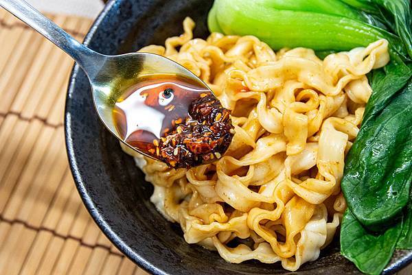 【宅配乾拌麵】幸福相伴麵-真的跟現煮一樣美味!比名店還要厲害的乾拌麵美食
