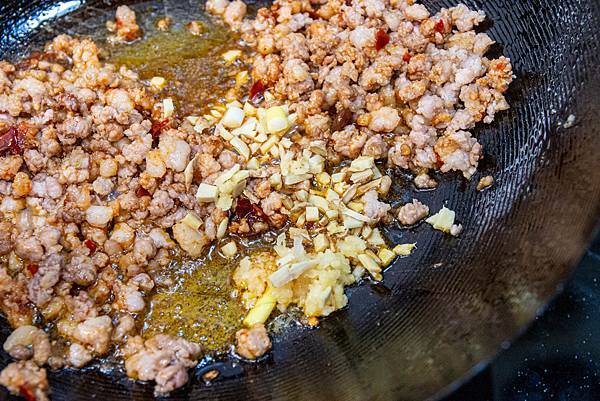 【宅配乾拌麵】幸福相伴麵-真的跟現煮一樣美味!比名店還要厲害的乾拌麵美食