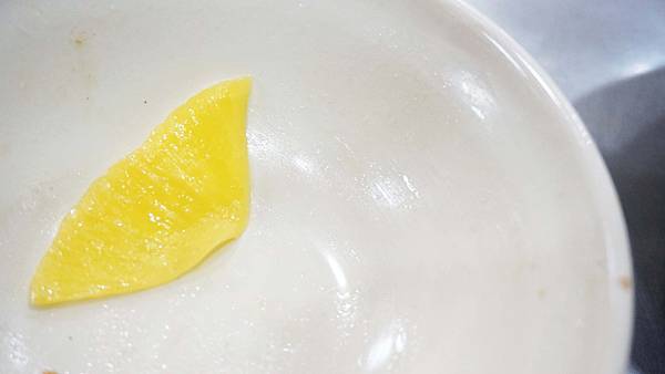 【台北美食】勝記油飯-美味度爆表!只要20元就能吃到的超美味銅板小吃 【台北美食】勝記油飯-美味度爆表!只要20元就能吃到的超美味銅板小吃