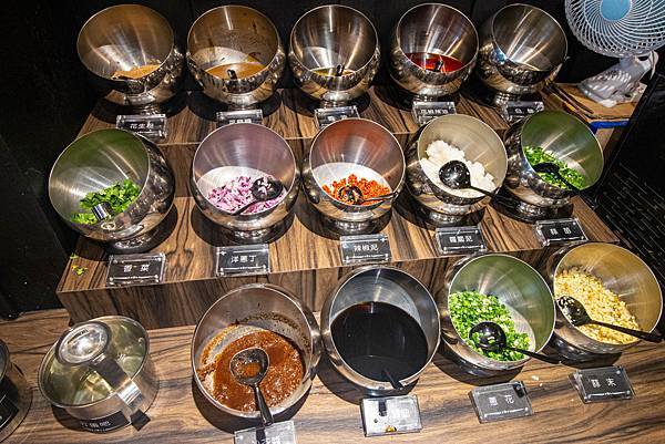 【林口美食】巴適經典麻辣鍋-單點的品質!超過15種不同部位的高品質肉類麻辣火鍋吃到飽 【林口美食】巴適經典麻辣鍋-單點的品質!超過15種不同部位的高品質肉類麻辣火鍋吃到飽