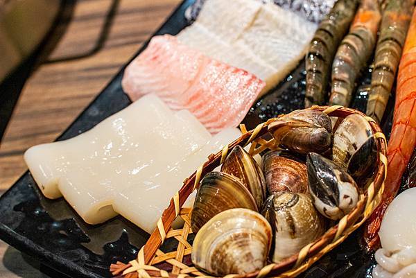 【林口美食】巴適經典麻辣鍋-單點的品質!超過15種不同部位的高品質肉類麻辣火鍋吃到飽 【林口美食】巴適經典麻辣鍋-單點的品質!超過15種不同部位的高品質肉類麻辣火鍋吃到飽