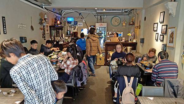 【台北美食】OMMA壽喜燒/串·鍋物專門店-全台北最便宜的火鍋店!只要100元就能吃到 【台北美食】OMMA壽喜燒/串·鍋物專門店-全台北最便宜的火鍋店!只要100元就能吃到