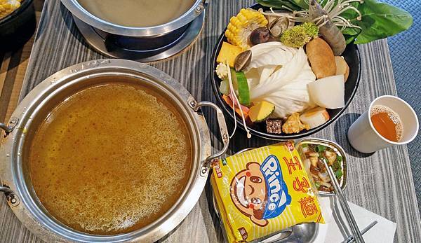 【台北美食】OMMA壽喜燒/串·鍋物專門店-全台北最便宜的火鍋店!只要100元就能吃到 【台北美食】OMMA壽喜燒/串·鍋物專門店-全台北最便宜的火鍋店!只要100元就能吃到