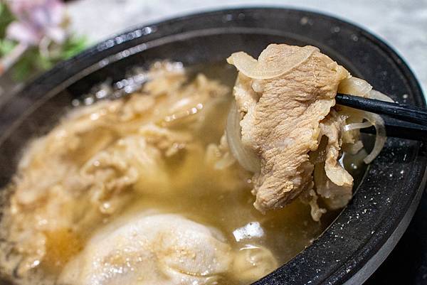 【桃園美食】嗑肉石鍋-什麼!?和牛龍蝦火鍋只要599元就能吃到!CP值爆高的火鍋店 【桃園美食】嗑肉石鍋-什麼!?和牛龍蝦火鍋只要599元就能吃到!CP值爆高的火鍋店