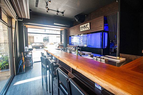 【桃園美食】織田信長-史上最浮誇！新鮮活波士頓龍蝦拉麵與松露海鮮粥！