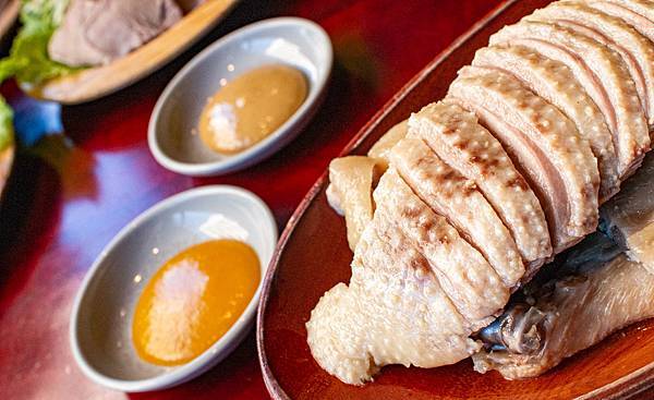 【桃園美食】辛梅阿嬤的味道-小吃店也能吃到低溫舒肥做成的美味料理