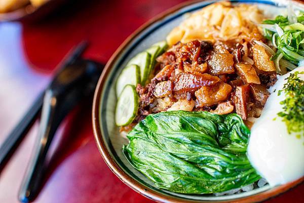 【桃園美食】辛梅阿嬤的味道-小吃店也能吃到低溫舒肥做成的美味料理