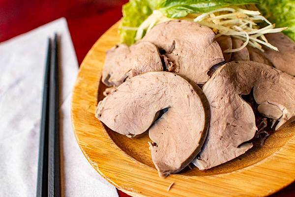 【桃園美食】辛梅阿嬤的味道-小吃店也能吃到低溫舒肥做成的美味料理