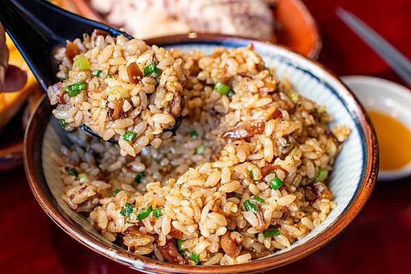 【桃園美食】辛梅阿嬤的味道-小吃店也能吃到低溫舒肥做成的美味料理