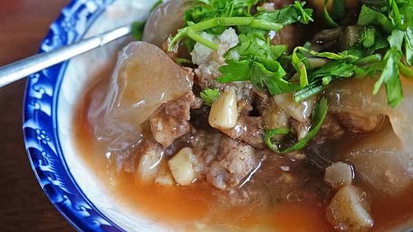 【台北美食】嘉義東石蚵仔麵線-公園旁美味又好吃的路邊攤美食