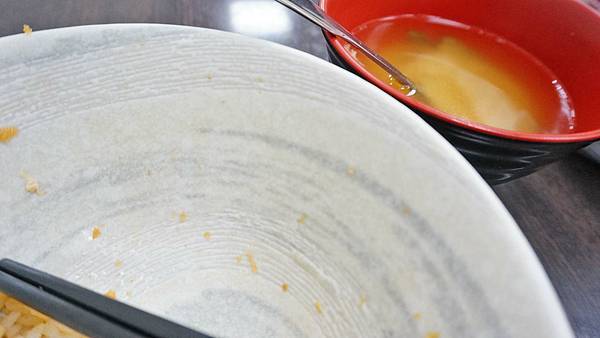 【台北美食】小珍園拉麵-附近上班族中午用餐時間會來品嚐的美味小吃店