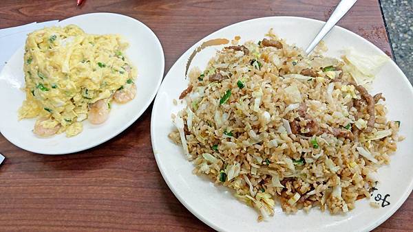 【台北美食】香而廉小館-人潮大爆滿!用餐時間要等1小時以上才能吃到的巷弄美食