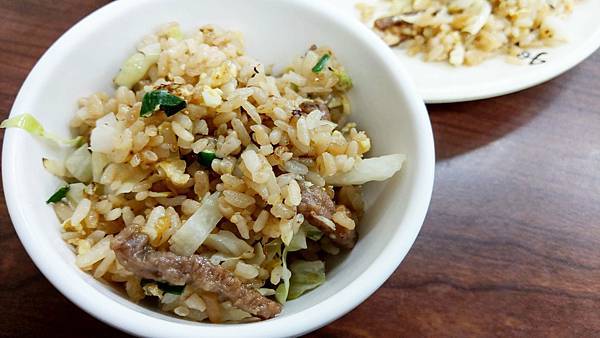 【台北美食】香而廉小館-人潮大爆滿！用餐時間要等１小時以上才能吃到的巷弄美食