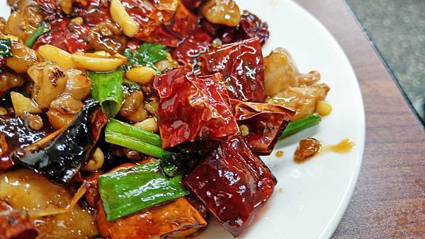 【台北美食】香而廉小館-人潮大爆滿！用餐時間要等１小時以上才能吃到的巷弄美食