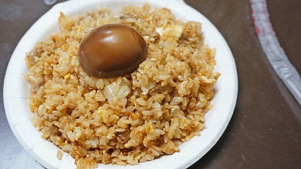 【台北美食】50元炒飯炒麵-隱藏在巷弄裡CP值爆高的炒飯炒麵店 【台北美食】50元炒飯炒麵-隱藏在巷弄裡CP值爆高的炒飯炒麵店