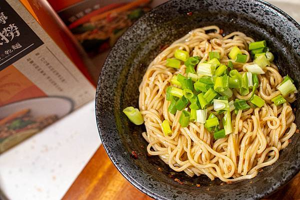 【宅配乾拌麵】阿瑪乾麵-名店級的水準！比外面店家還要好吃的乾拌麵，素食者也可以吃哦！