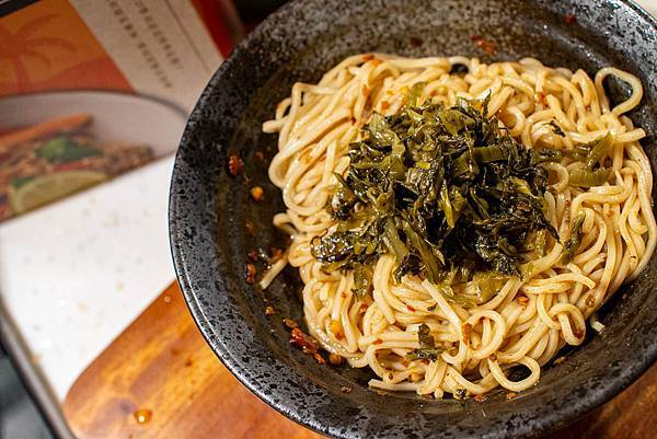 【宅配乾拌麵】阿瑪乾麵-名店級的水準！比外面店家還要好吃的乾拌麵，素食者也可以吃哦！