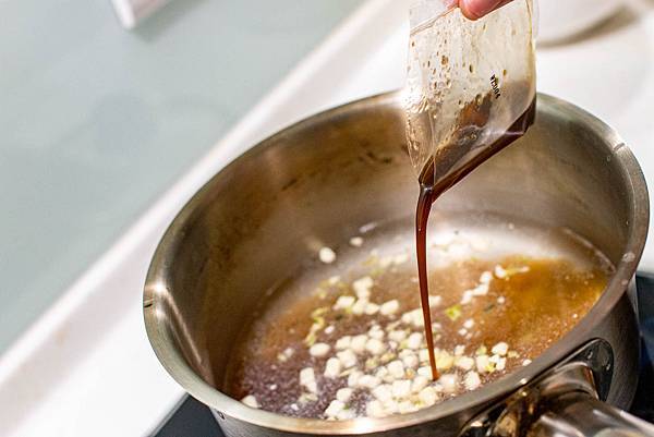 【宅配乾拌麵】阿瑪乾麵-名店級的水準！比外面店家還要好吃的乾拌麵，素食者也可以吃哦！