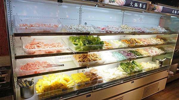 【台北美食】大戈壁蒙古烤肉-不分平假日時段，蒙古烤肉、火鍋299元無限量吃到飽