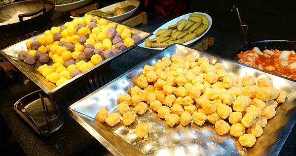 【台北美食】大戈壁蒙古烤肉-不分平假日時段，蒙古烤肉、火鍋299元無限量吃到飽