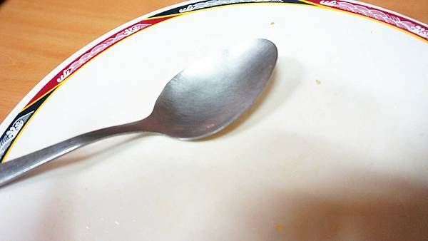 【台北美食】長頸鹿美食坊-隱藏在熱鬧商圈裡不起眼巷弄的爆推美食小吃店