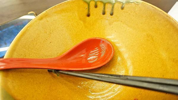 【台北美食】劉家牛肉麵-大馬路上超平價100元的美味牛肉麵店 【台北美食】劉家牛肉麵-大馬路上超平價100元的美味牛肉麵店