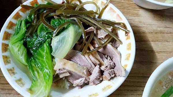 【台北美食】(無名) 鴨肉麵-隱藏在台北後火車站商圈巷弄裡的無名路邊攤