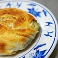 【基隆美食】周家蔥油餅豆漿店-排隊人潮不間斷！５０年蔥油餅早餐老店