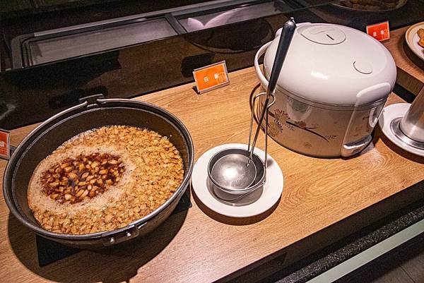 【新莊美食】小鮮鍋新莊店-最低不到370元！超過100種不同食材火鍋吃到飽