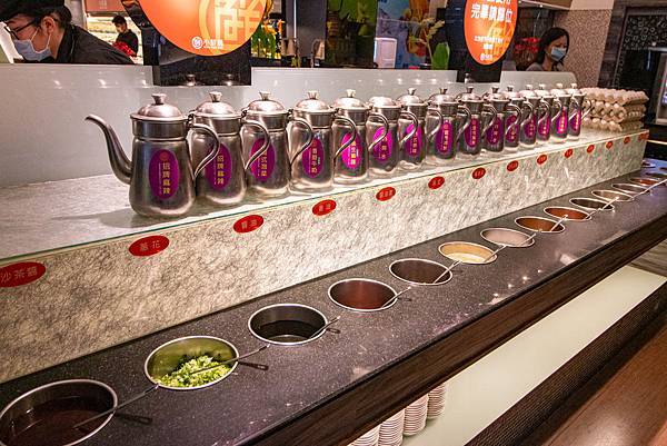 【新莊美食】小鮮鍋新莊店-最低不到370元！超過100種不同食材火鍋吃到飽