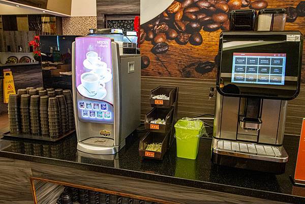 【新莊美食】小鮮鍋新莊店-最低不到370元！超過100種不同食材火鍋吃到飽