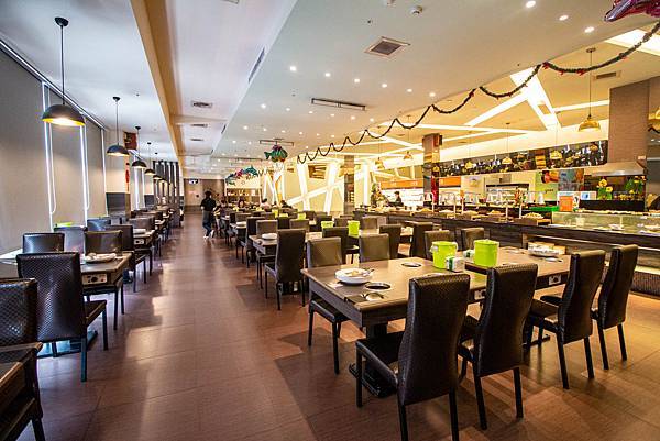 【新莊美食】小鮮鍋新莊店-最低不到370元！超過100種不同食材火鍋吃到飽