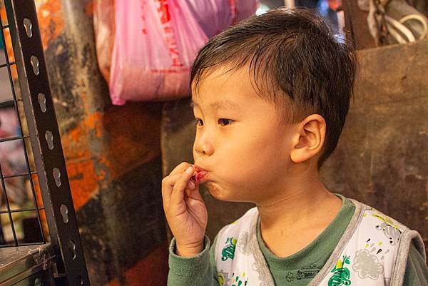 【桃園美食】胖子肉鬆順味香肉類大王-隱身在市場裡40年老字號肉鬆肉乾名店 【桃園美食】胖子肉鬆順味香肉類大王-隱身在市場裡40年老字號肉鬆肉乾名店