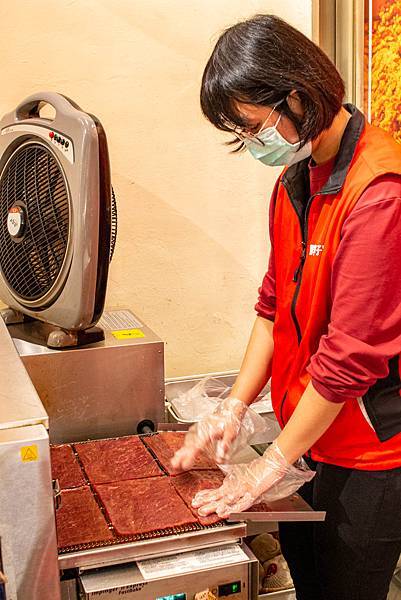 【桃園美食】胖子肉鬆順味香肉類大王-隱身在市場裡40年老字號肉鬆肉乾名店 【桃園美食】胖子肉鬆順味香肉類大王-隱身在市場裡40年老字號肉鬆肉乾名店