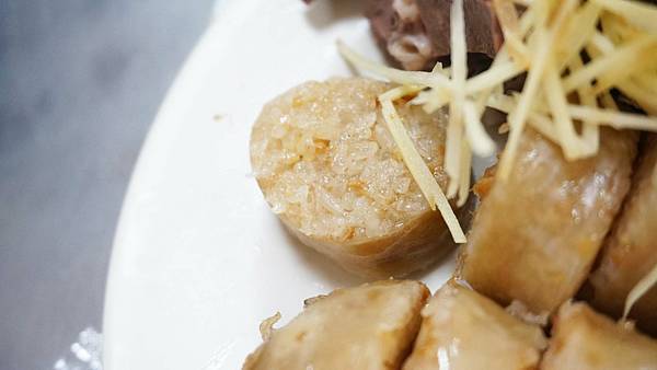 【基隆美食】基隆孝三大腸圈-基隆火車站附近巷弄裡的爆人氣排隊美食大腸圈 【基隆美食】基隆孝三大腸圈-基隆火車站附近巷弄裡的爆人氣排隊美食大腸圈