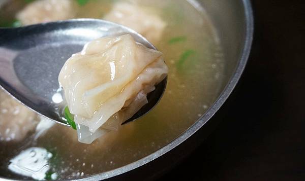 【台北美食】四鄉五島馬祖麵店-24小時不打祥，別的地方吃不到的黑芝麻水餃