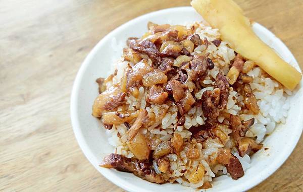 【台北美食】吉峰香菇魯肉飯-不輸給名店超強實力超低調的魯肉飯店家 【台北美食】吉峰香菇魯肉飯-不輸給名店超強實力超低調的魯肉飯店家