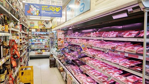 2021神級信用卡推薦-富邦J卡！國內3%回饋無上限，悠遊卡扣款功能最高享10%刷卡金回饋！還有星巴克限定商品買一送一等多種好康等您拿