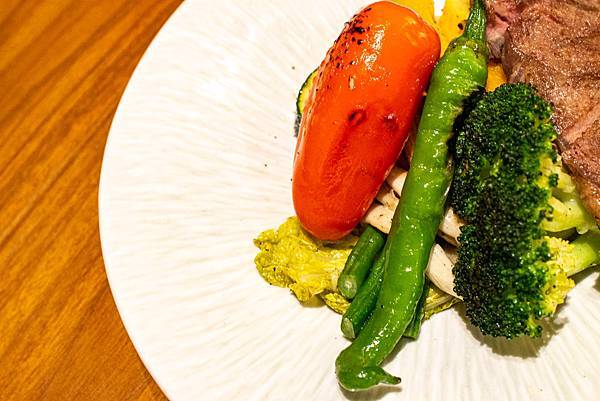 【新竹餐廳】YATS葉子-適合朋友聚會、家族團聚,環境舒適的北歐風餐廳! 【新竹餐廳】YATS葉子-適合朋友聚會、家族團聚,環境舒適的北歐風餐廳!