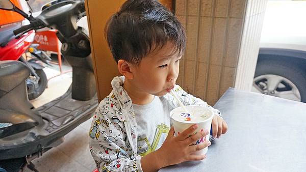 【基隆美食】今日早點-不輸給排隊名店的美味蔥油餅