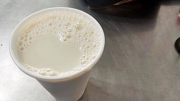 【板橋美食】阿霞豆漿-隱藏在巷弄裡的30年老字號豆漿店