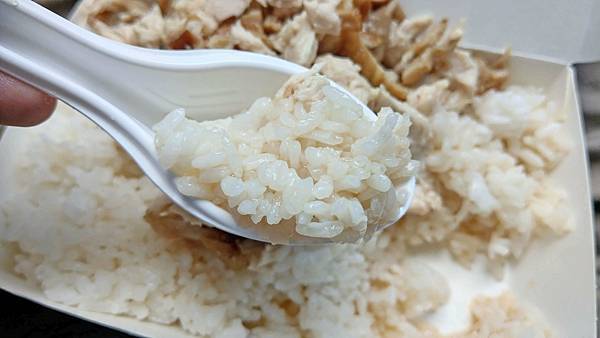 【新店美食】黃記米粉湯(原碧潭黃記)-用餐時間爆多人潮的超人氣小吃店